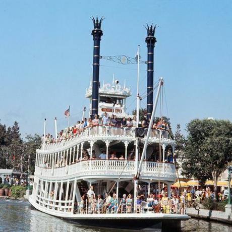 bedste disney fotos disneyland mark twain paddle boat