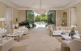 Adam Levine Buys LA Mansion