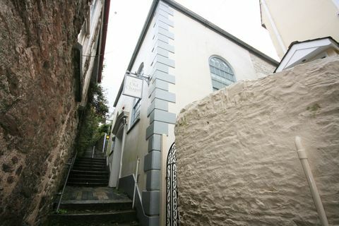Det Gamle Kapel, Dartmouth, Devon - udvendig