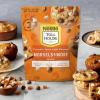 Du kan tilføje Nestlé Toll House Pumpkin Spice Latte Morsels til enhver cookie -batter til et faldbid
