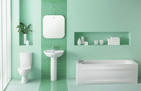 Interiør i grønt badeværelse