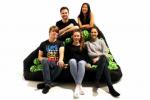 Fem studerende fra New Zealand College studerede en sofa, der lover total komfort