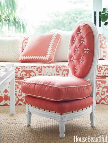 lyserød vintage fransk stol