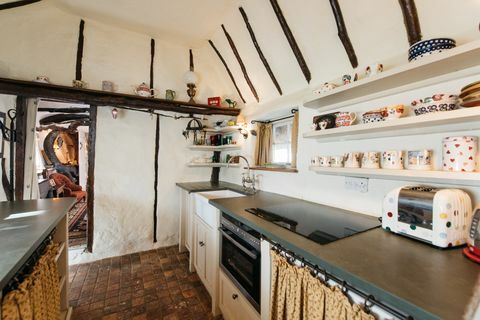 The Hovel - Ludgershall - køkken - OnTheMarket.com