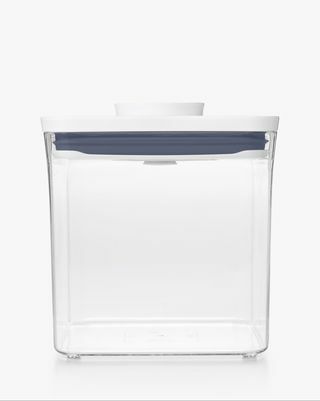 OXO POP Firkantet stort køkkenopbevaringsbeholder, 2.6L, klar