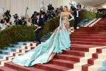 Blake Livelys Met Gala-kjole er inspireret af New Yorks arkitektur
