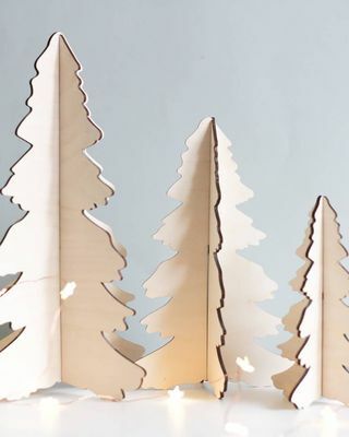 Sæt med tre alternative træ-juletræer