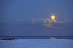 En fuld kold måne og et meteorbrusebad vil lyse op i himlen denne weekend