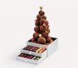 Den belgiske chocolatier Pierre Marcolini skaber livstørrelse chokolade juletræ