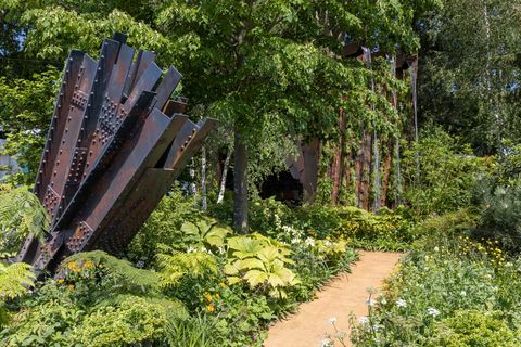 chelsea flower show 2022 medite smartply 'building the future' designet af sarah eberle