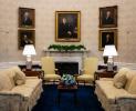 Joe Bidens ovale kontor: Den nye præsidents kontor fremhævede dekorationer brugt af Bill Clinton, Donald Trump og George W. Busk