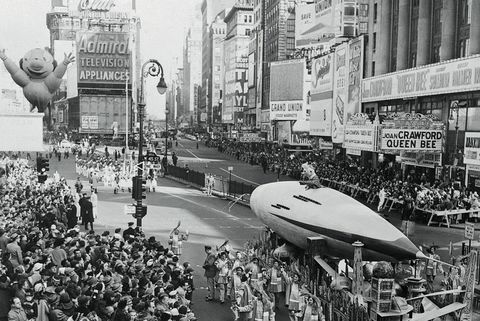 1955 Thanksgiving Day parade, menneskemængder