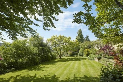 Grad II opført georgisk villa Bathwick Hill til salg i Bath