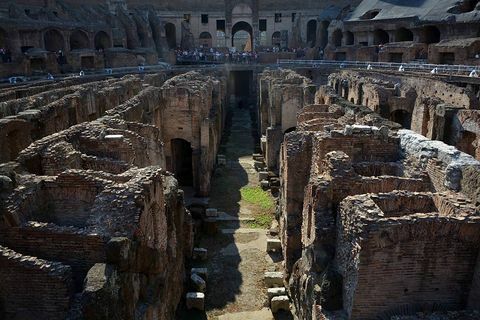 roman colosseum ren hypogeum