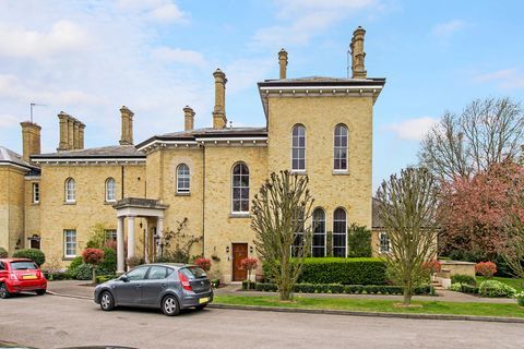 Savills, Haydon Hill House, udvendig