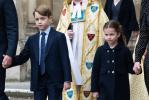 Hvorfor prins George, prinsesse Charlotte og prins Louis stadig i skole efter dronningens død