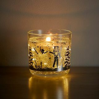 Nøddeknækker Winter Spice Light Up Candle