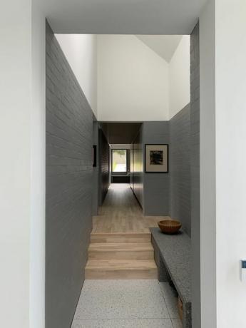 House Lessans, et udsøgt enkelt hjem i County Down designet af McGonigle McGrath, er blevet udnævnt til RIBA House of the Year 2019