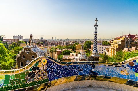 Panoramaudsigt over Barcelona by og bjerge i Spanien, udsigt fra Park Guell